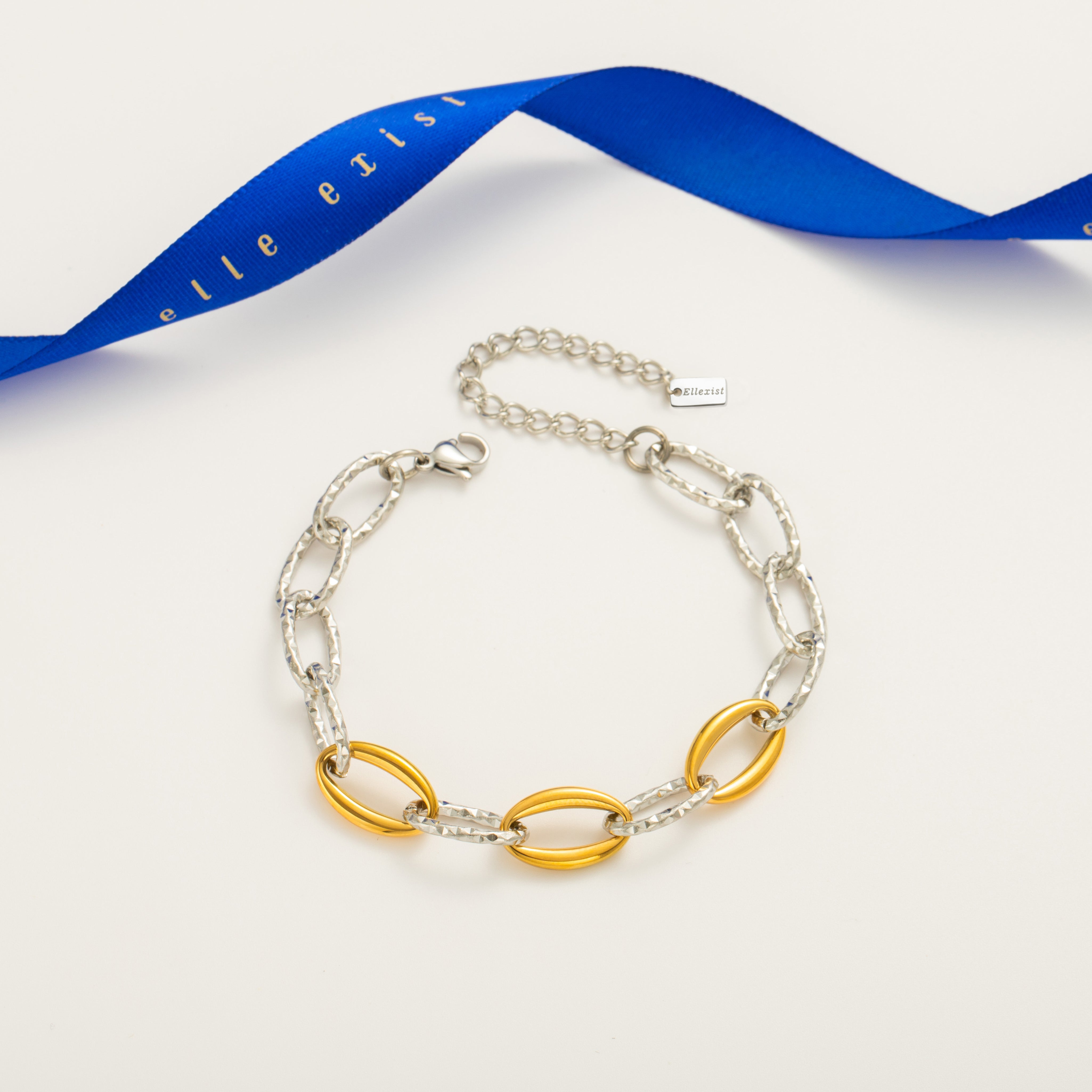 Interlace Charm