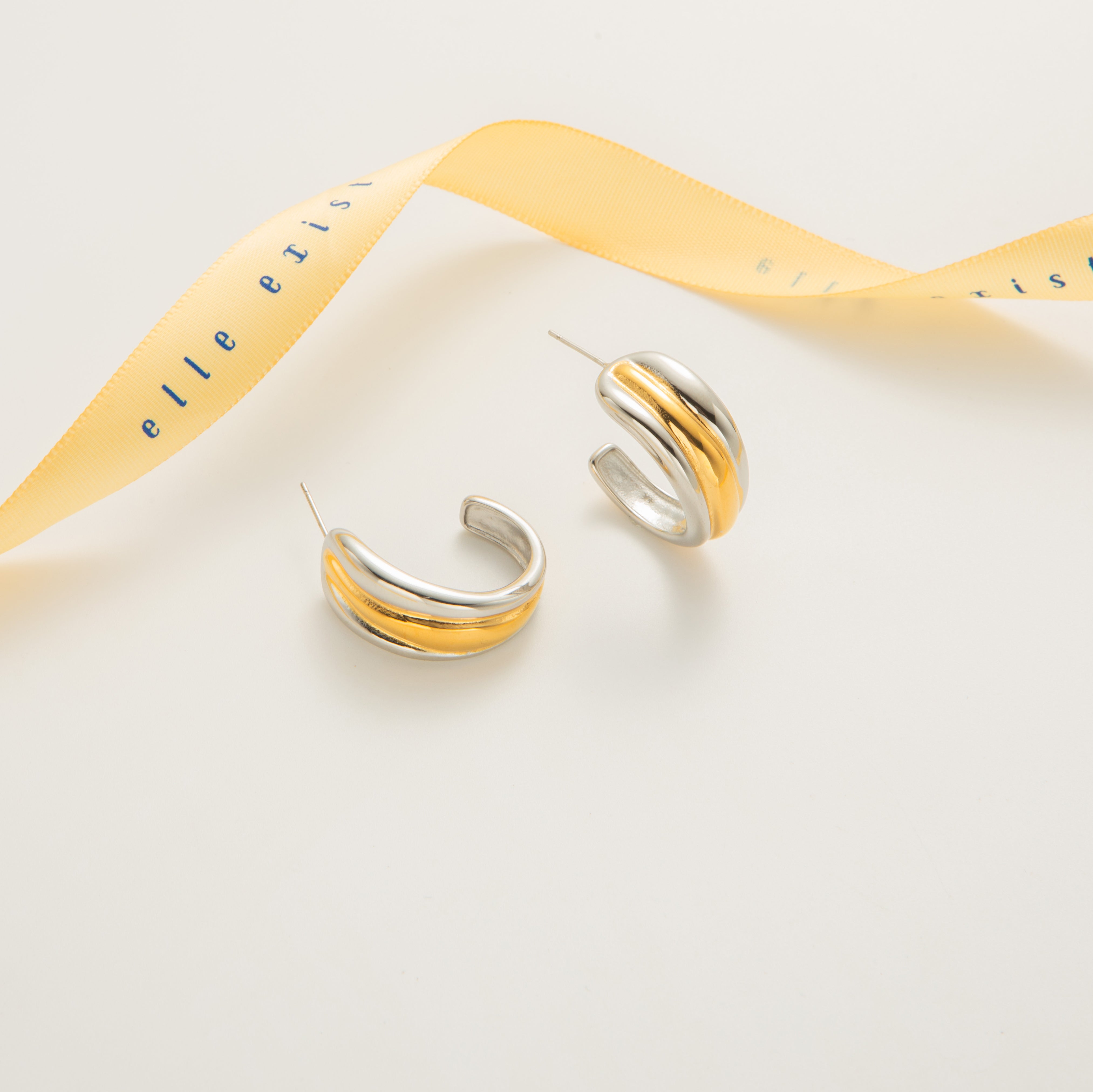 Dual-Tone Crescent