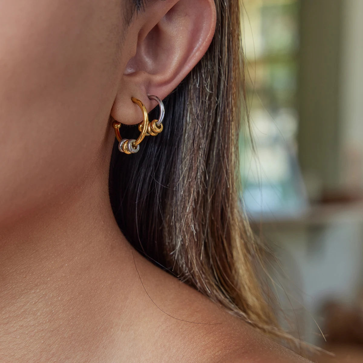 Aura Hoops