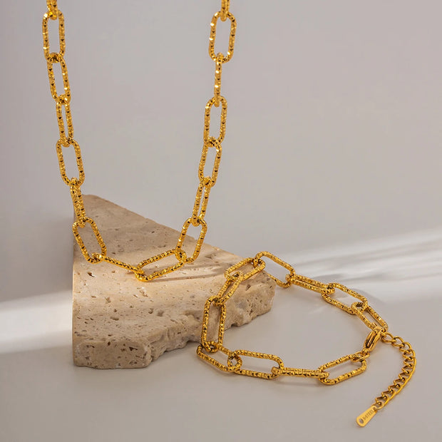 Textured Link Necklace